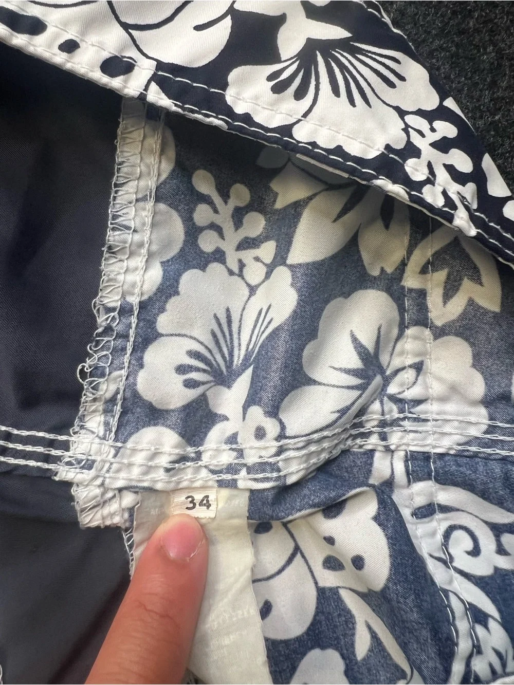 Y2K Quicksilver Blue Board Swim Trunks Beach Shorts Mens Size 34 Hawaiian Style